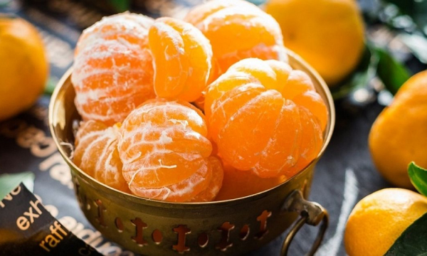 Кому нельзя есть мандарины: врач раскрыл опасность новогоднего лакомства
